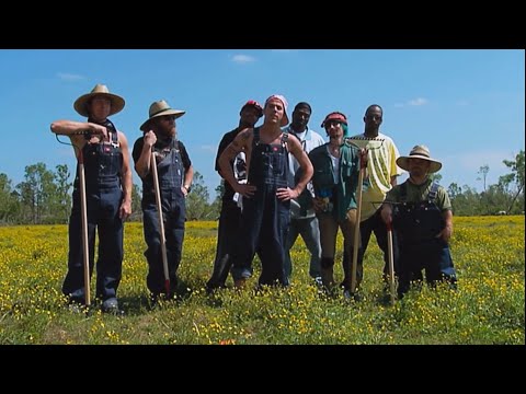 Jackass Number Two (2006) - Rake Jump