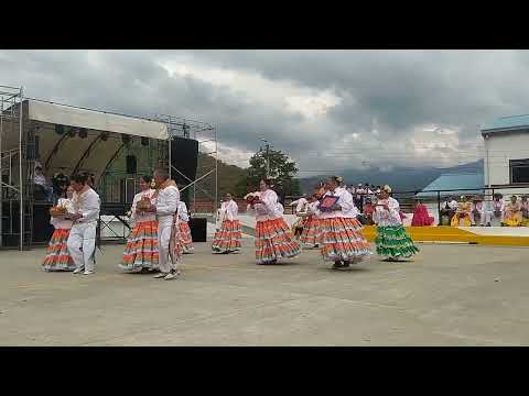 Festival de danzas XVIII Bituima Cundinamarca (2)
