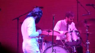 EELS-Baby Loves Me(Live At Brixton Academy London 01/09/2010)