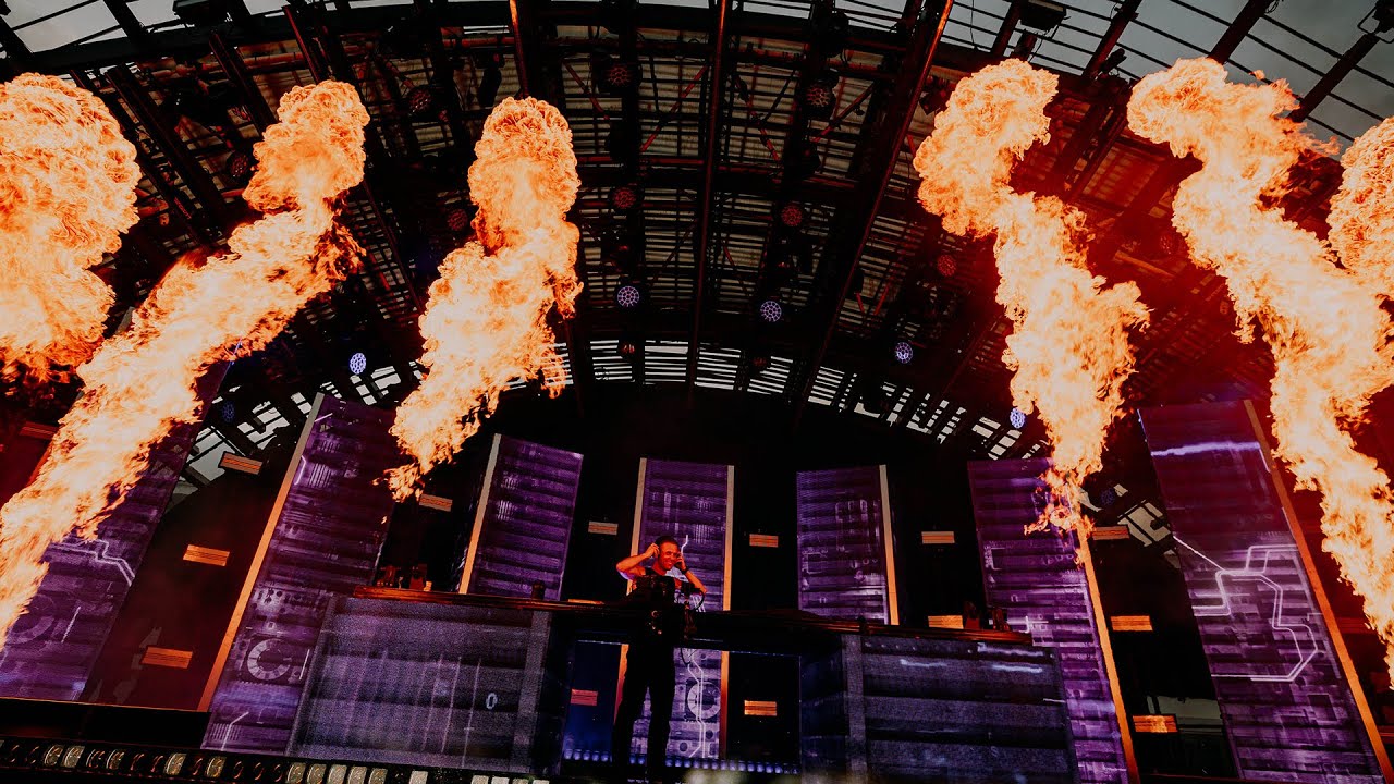 Armin van Buuren - Live @ Ushuaïa, Ibiza 2025