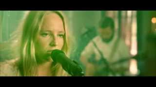 Lissie &quot;Go Your Own Way&quot; (Safe Haven)