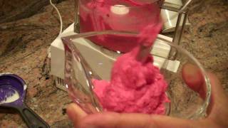 Quick Easy Homemade Raspberry Ice Cream