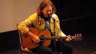 Eddie Vedder &#39;Here&#39;s to the State of George W &#39; Sep 11, 2007
