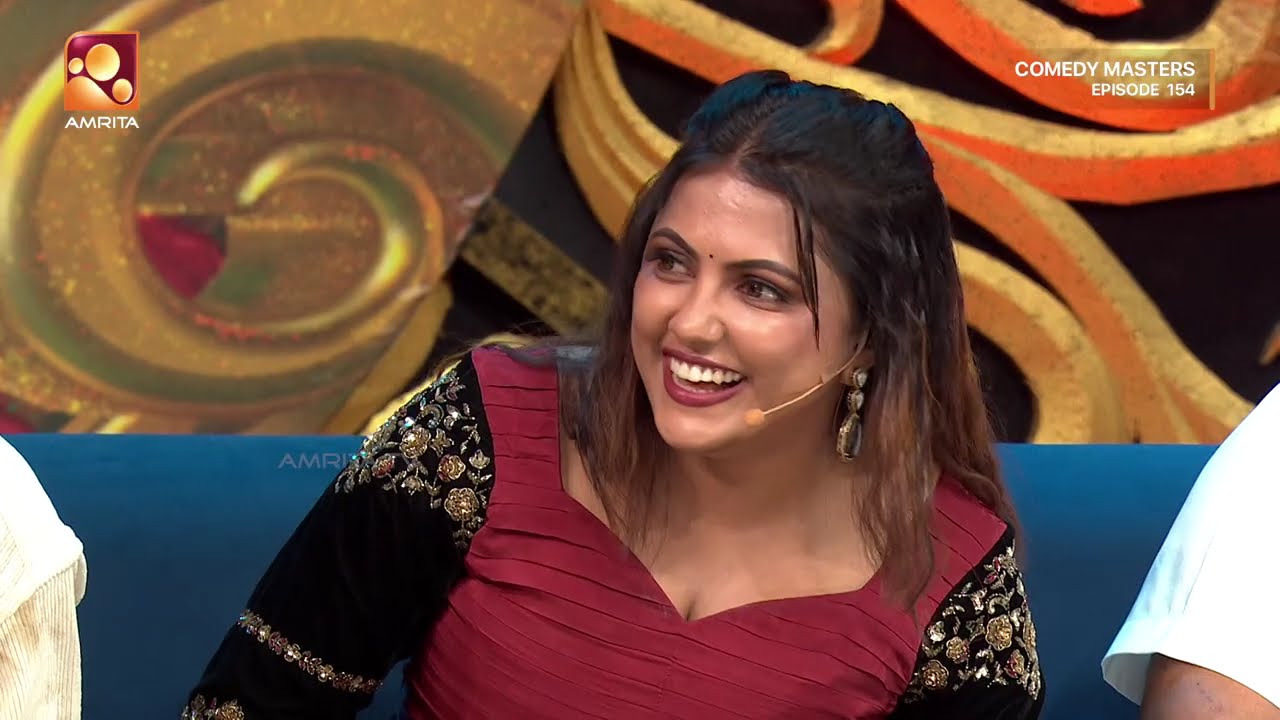 അമ്പിളിക്കുട്ടനും ആശാനും പെയിന്റിംഗ് പണിയുമായാണ് ?