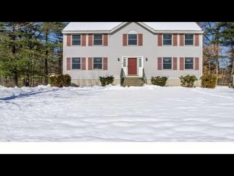 12 Seneca Ln, Wilmington, MA Presented by Susan Zeppi.