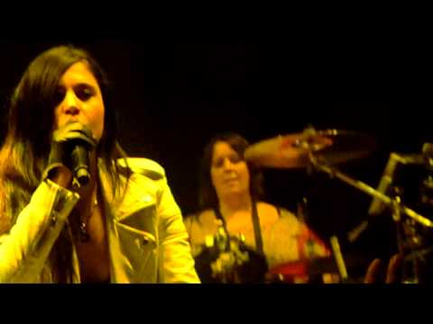 Javiera Mena con Miranda! 06/07/2013