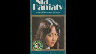 Download lagu Nia Daniaty ~ di malam pertama mp3