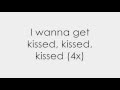 Bad Meets Evil - A Kiss - Lyrics