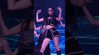 Download lagu Kiss of life 'Igloo' Lyrics (Performance video) mp3