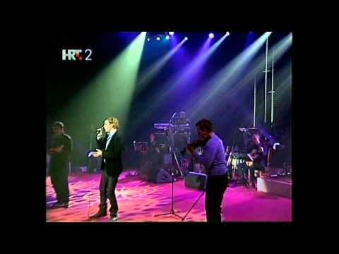 Max Hozić - Ne daj Bože da me ona zavoli (MEF 2011) - Uživo