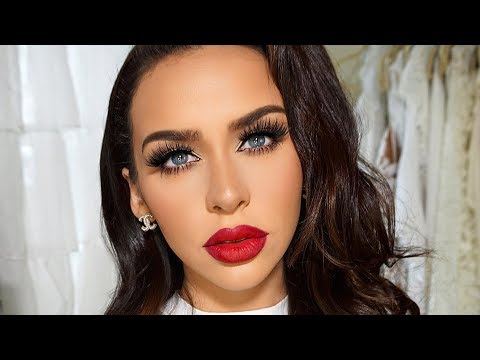 download lagu mp3 mp4 Carli Bybel Cosmetic Surgery, download lagu Carli Bybel Cosmetic Surgery gratis, unduh video klip Carli Bybel Cosmetic Surgery