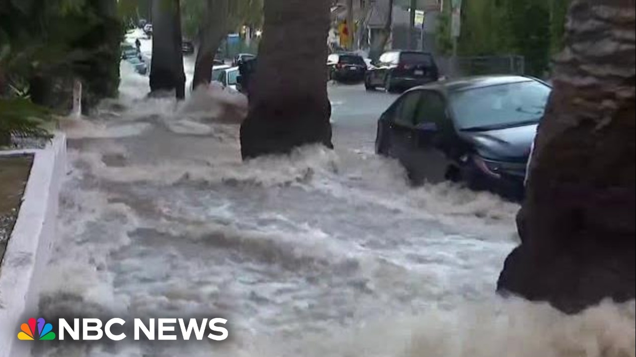 Video: West Hollywood water main break floods streets, creates Sunset Boulevard sinkhole