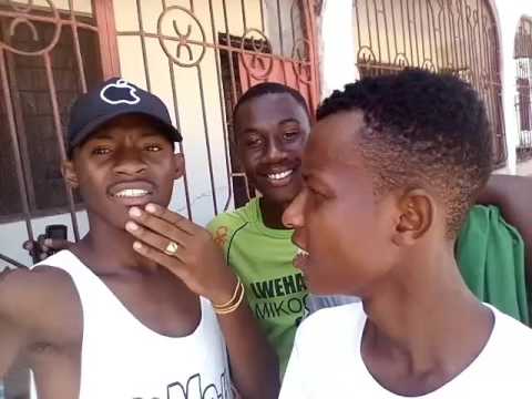 Bongo bahati mbaya kwl ww au!!!?@doreenmunisi