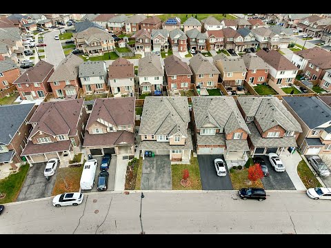 53 Miracle Trail, Brampton