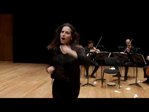 Renana Raz《如舞在弦》（以色列）16 Strings and One Body by Renana Raz (Israel)