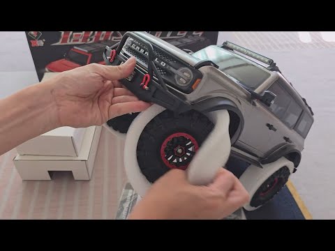1/10 Scale RC Car WLtoys Liema 104020 Bronco Unboxing & Review