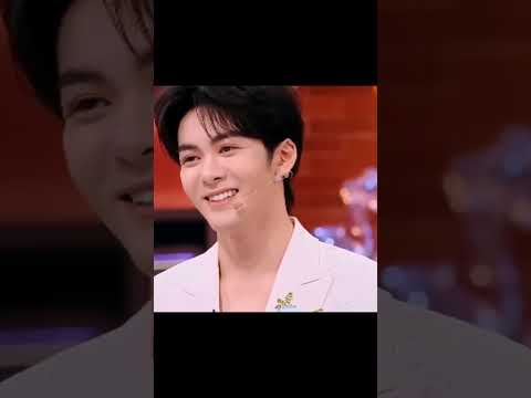 when father is jealous of mother😁❤#cdrama #bailu #bailu白鹿 #joseph #feuds#shortvideo #chinesedrama