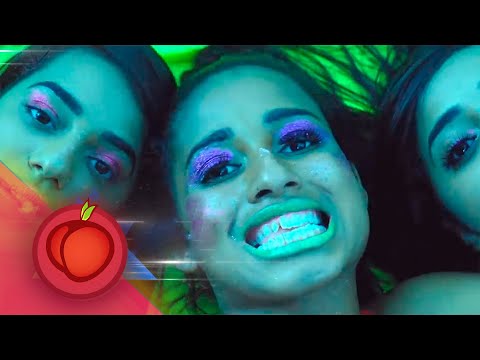 MC Loma e as Gêmeas Lacração - Treme Treme |(Official Music Video)