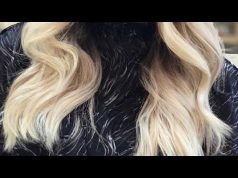 Шатуш "Холодный блонд" на длинные волосы