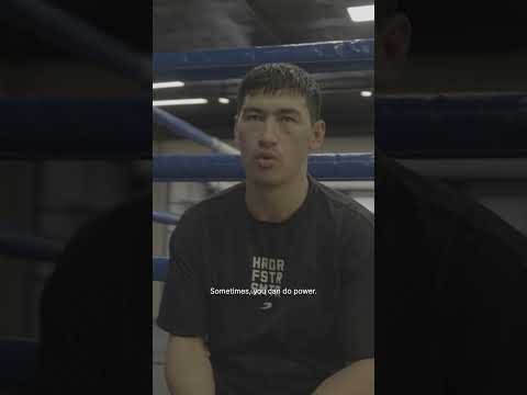 Bivol Teaches Perfect Left Hook 🥊