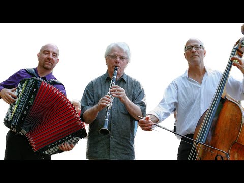 Harry's Freilach spielt "The Blessing Nigun" von Jerry Sperling