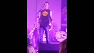 The Clarks - Shimmy Low clip