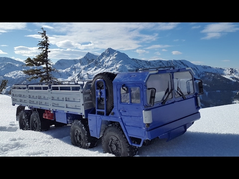 MOUNTAIN CONQUEROR - Man MC8 8x8