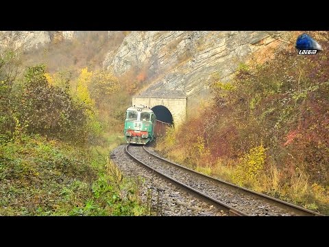 Sulzer Power! 060-DA/ST43 60-0330-5 in a Autumn Morning in Apuseni Mountains - 07 November 2014
