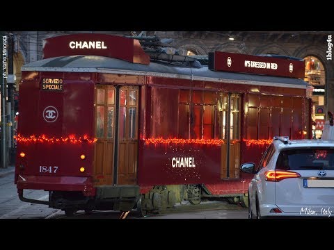 CHANEL N.5 lights up in red Milano’s Piazza della Scala