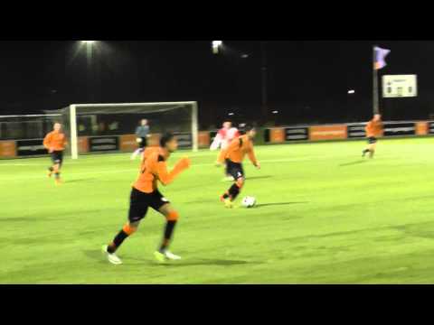 5 febr 2014 VV De Meern B2 - PVCV B1 com 1-3 Goede sliding Jorn