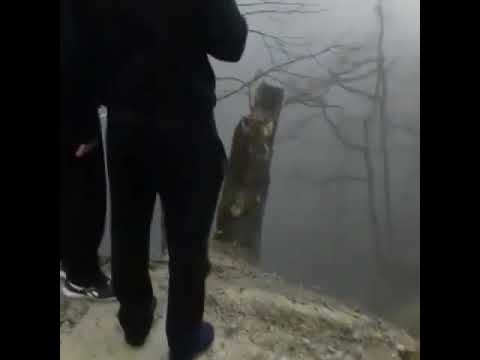 Мерседес улетел в пропасть на Шаумянском перевале. Осторожно, маты! 18+