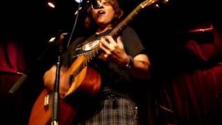 Amy Ray - &quot;Cold Shoulder&quot; (Madison, WI)