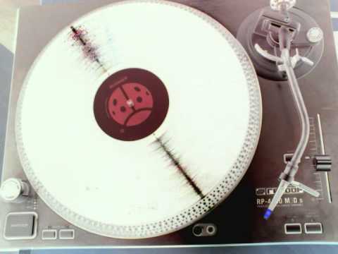 Clubalicious Vol. 5 / Part 3 mixed by Bumblebee