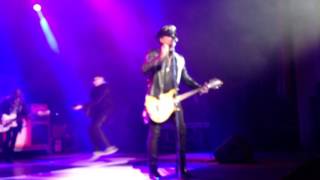 Cheap Trick - Intro &amp; Hello There