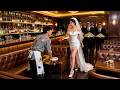 美女總裁錯把麵前擦桌子的小夥當相親對象 瞬間愛上當場結婚 殊不知小夥�