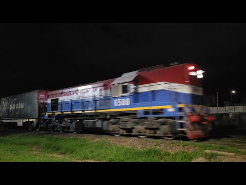 [8K] Colorido tren de contenedores de NCA con la EMD GR-12W 6580 pasando por Marcos Juárez!!!!!!