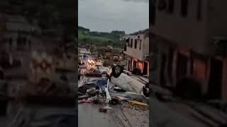 Tornado de nível 3 deixa cinco mortos e mais de 100 feridos no Paraná