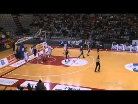 Bandeja a aro pasado y adicional de James Johnson