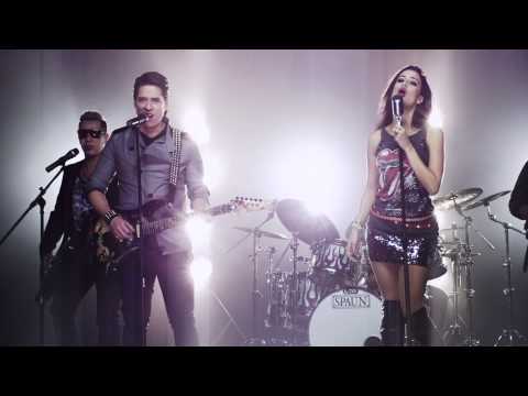 So Stupid - Video Oficial