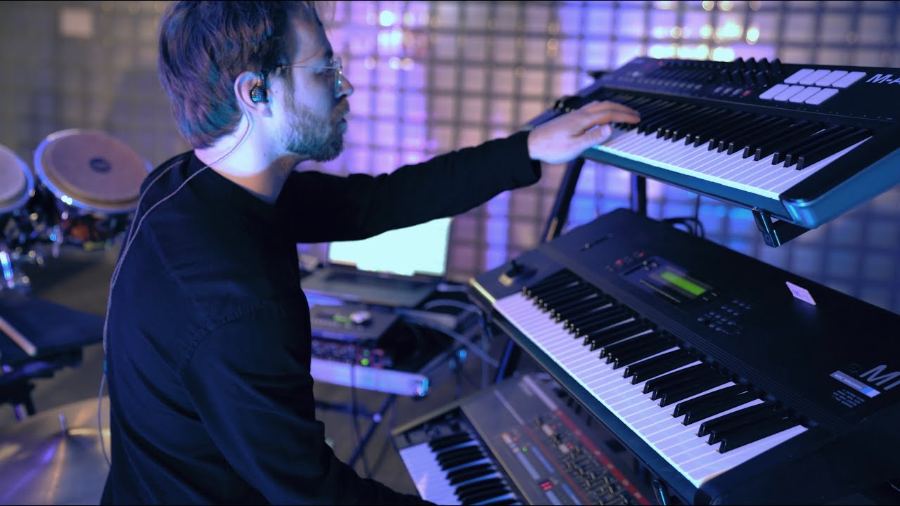 LoMalo & GINA VOCA - Silence (Live video)