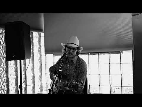 Livingston Saturday Night - Jimmy Buffett