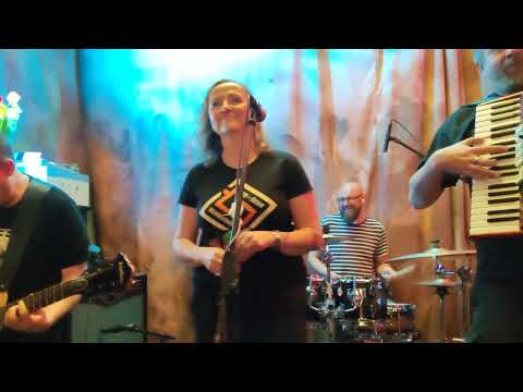 Česká disharmonie - Popleta @ Dejvická nádražka 13/4 2024