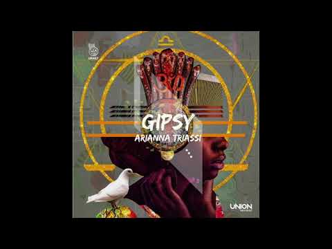 UR457 Arianna Triassi - Gipsy