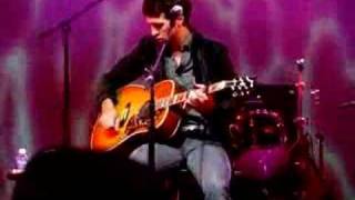 &quot;Good Directions&quot; Luke Bryan