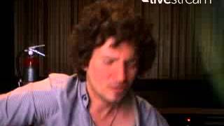 Tommy Torres - Mientras tanto (Twitcam 13.02.2013)
