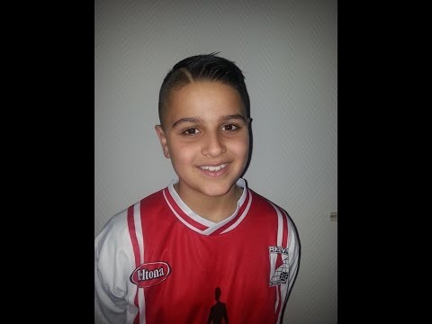 KMD F1 - RKAVV F1 (0-8) 19-03-2014 Sinan   Mohamed   Sinan