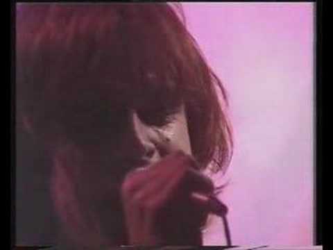 Pelle Miljoona - Moottoritie on kuuma