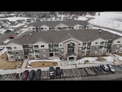 Minnesota gubernatorial candidate suspends campaign after daughter dies from stabbing