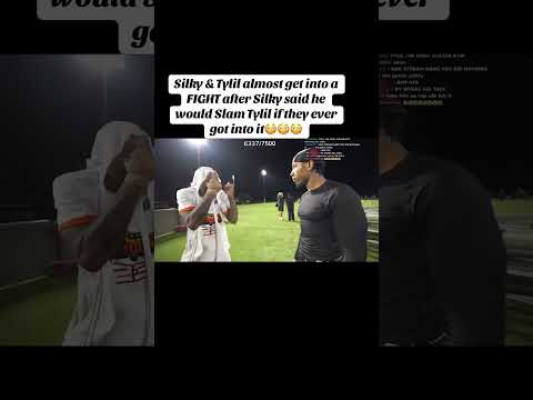 Silky & Ty lil almost put the gloves on😳