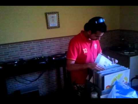 dj Floren Novillo